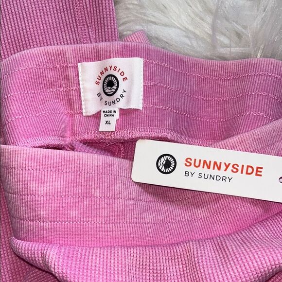 NWT Sunnyside by Sundry Pants Pink Bottoms Wide Leg Size XL - Picture 2 of 5